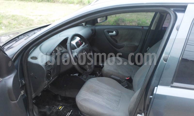 foto Chevrolet Corsa 4P CD usado