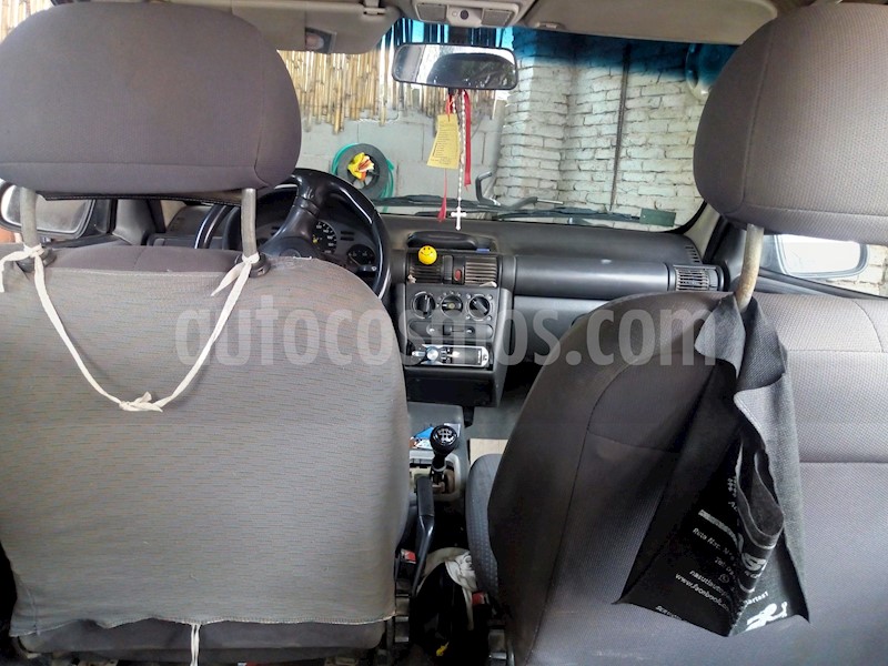 foto Chevrolet Corsa 5P GL 1.6 usado