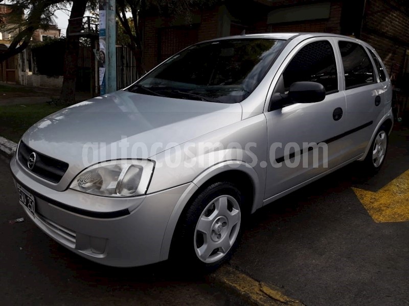 foto Chevrolet Corsa 5P GL usado
