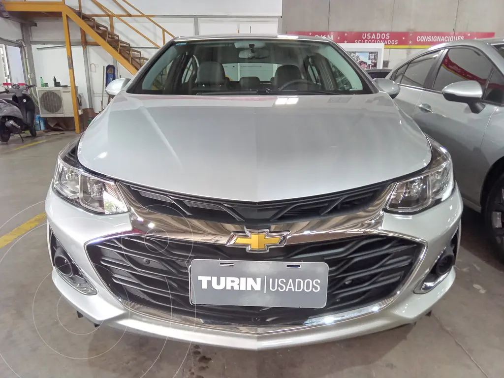 foto Chevrolet Cruze 5 LT Aut usado (2023) color Plata Switchblade precio $26.900.000