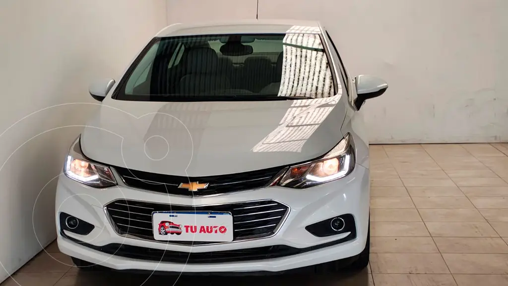 foto Chevrolet Cruze LTZ Aut usado (2020) color Blanco precio $24.500.000