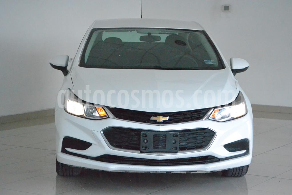 foto Chevrolet Cruze LS Aut usado (2018) color Blanco precio $245,000