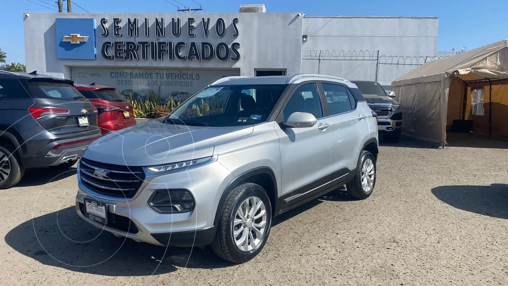 foto Chevrolet Groove LT usado (2023) color plateado precio $260,000
