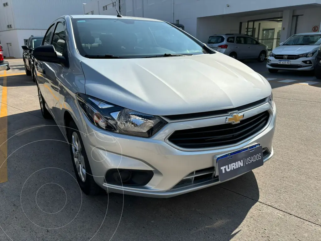 foto Chevrolet Onix Joy Plus Base usado (2022) color Plata Switchblade precio $19.502.000