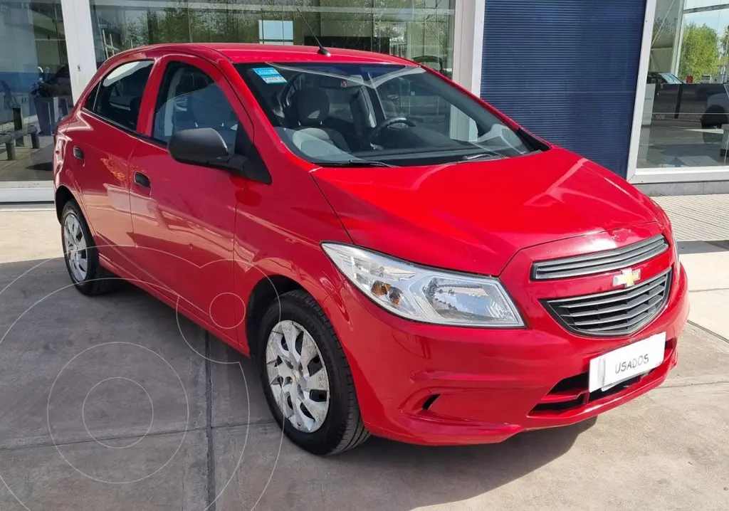 Onix 2 Color Chevrolet Onix ONIX 1.4 LT usado (2015) color Rojo precio $3.600.000