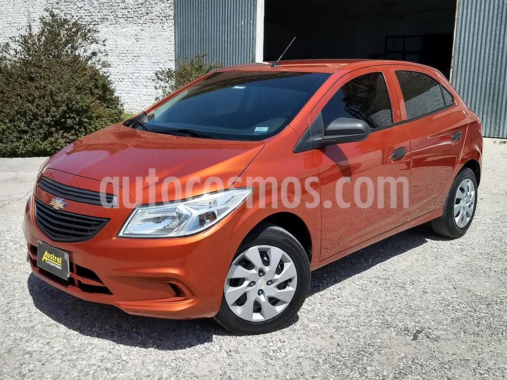 foto Chevrolet Onix LT usado (2014) color Naranja Flame precio $560.000