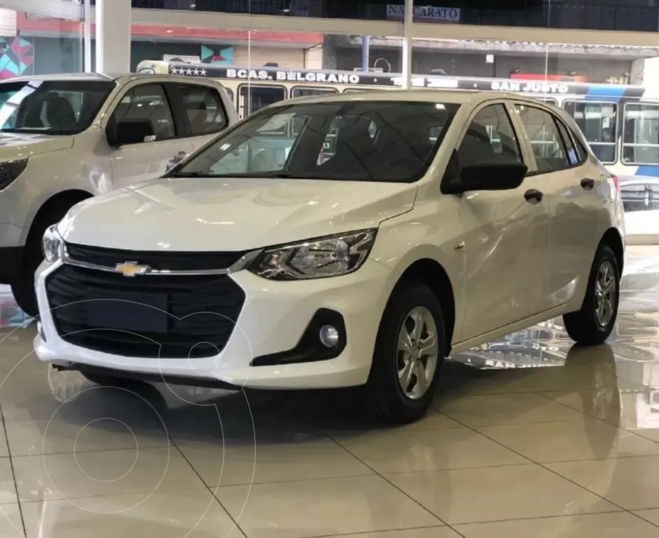 Onix 2 Color Chevrolet Onix 1.2 LS nuevo color Blanco Summit precio $16.019.000