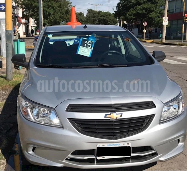 foto Chevrolet Onix LT usado