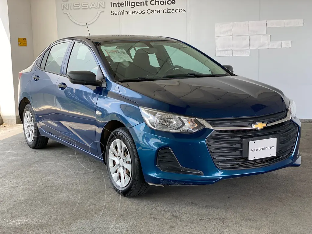 foto Chevrolet Onix LS Aut usado (2021) color Azul Marino precio $215,000