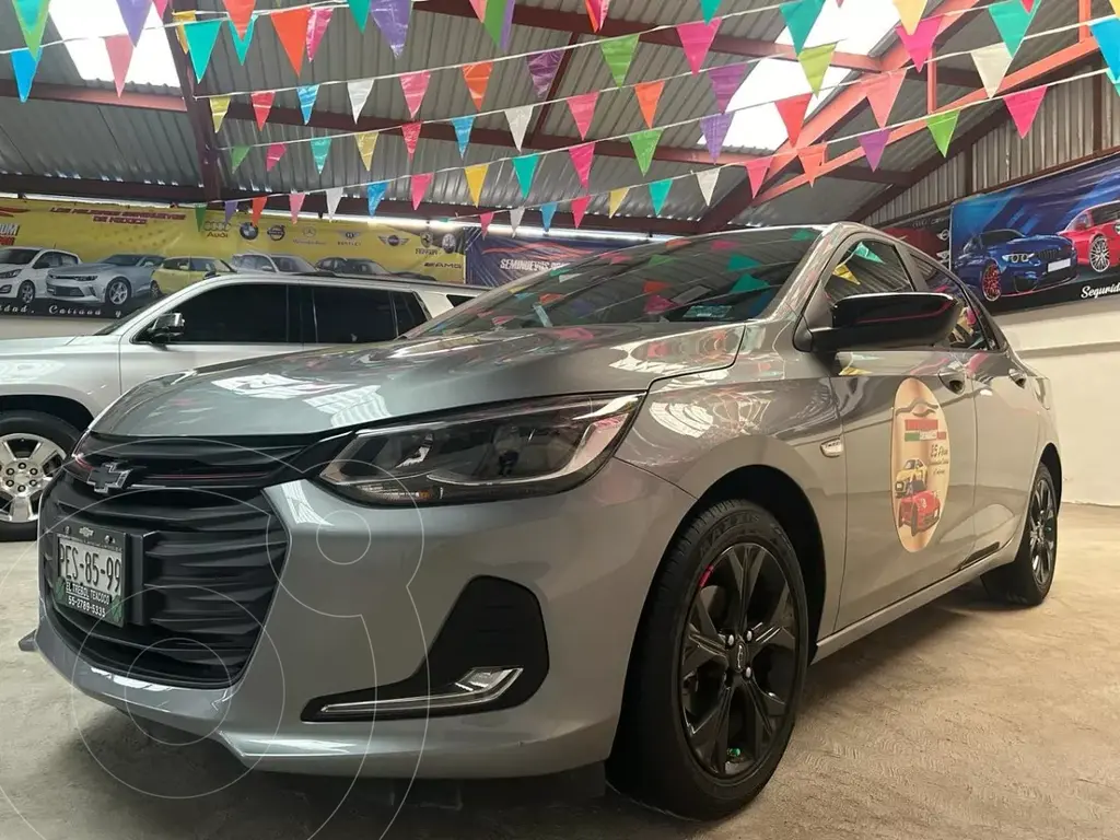 foto Chevrolet Onix Premier Aut usado (2023) color Gris Grafito precio $309,900