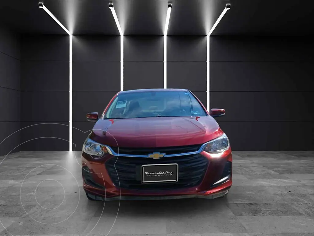 foto Chevrolet Onix LS usado (2023) color Rojo precio $250,900
