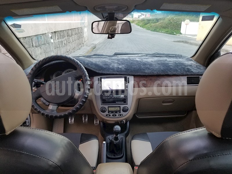 foto Chevrolet Optra GT hatchback usado