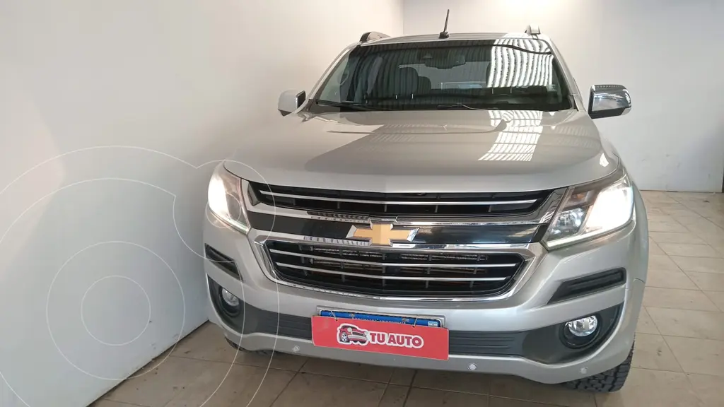 foto Chevrolet S 10 LTZ 2.8 4x4 CD Aut usado (2019) color Gris precio $28.000.000