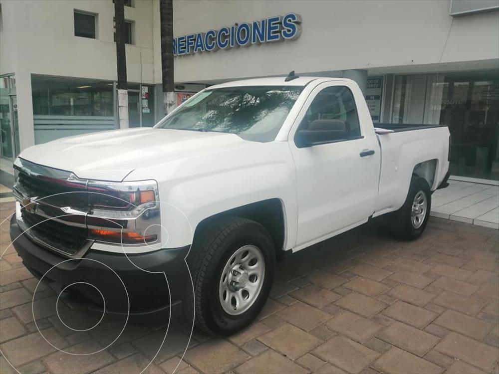 foto Chevrolet Silverado 1500 LS Cab Reg usado (2017) color Blanco precio $340,000