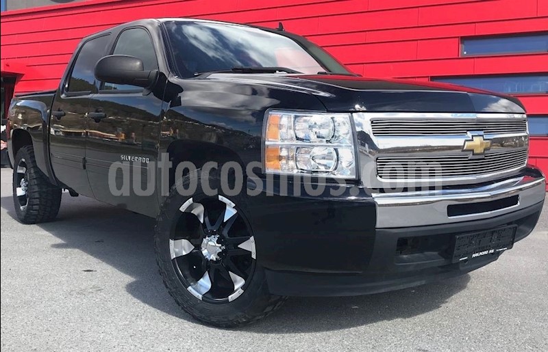 foto Chevrolet Silverado 4x2 T-A AA usado