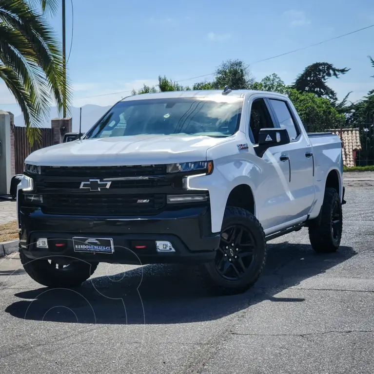 Chevrolet Silverado 5.3l Lt Trailboss 4x4 Usado (2021) Color Blanco 