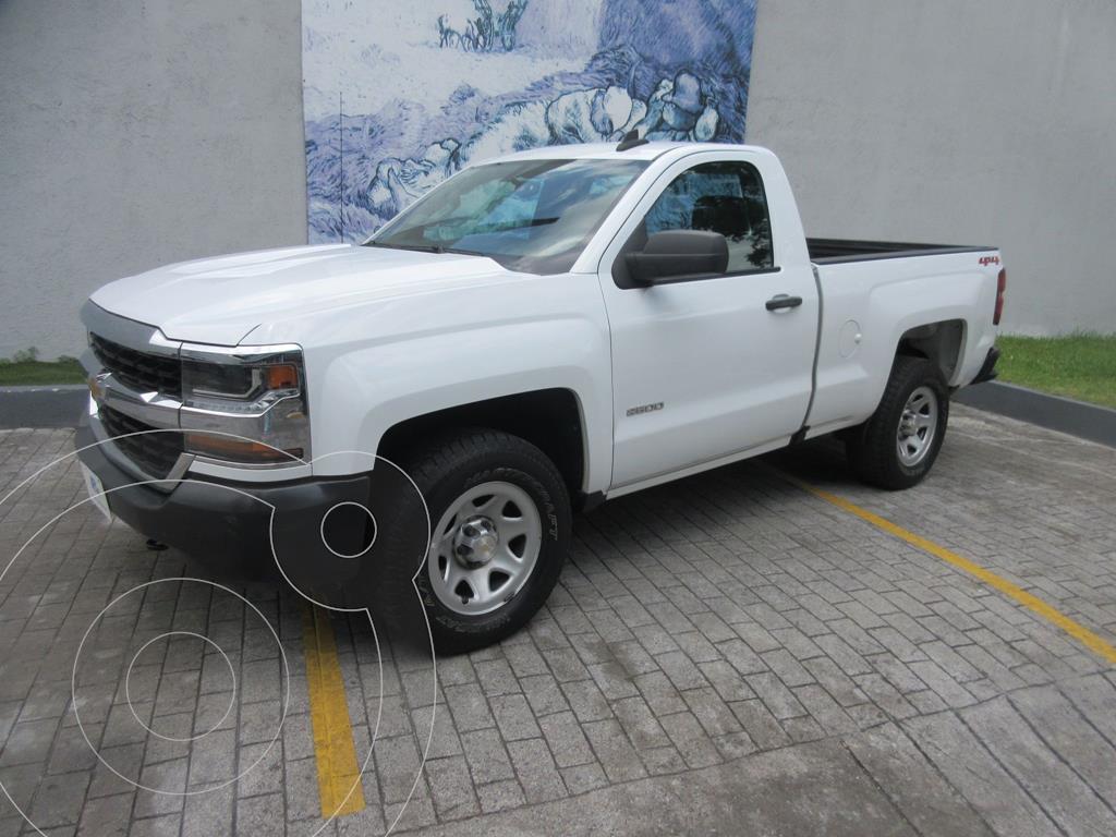 foto Chevrolet Silverado Cabina Regular 4X4 usado (2018) color Blanco precio $429,000