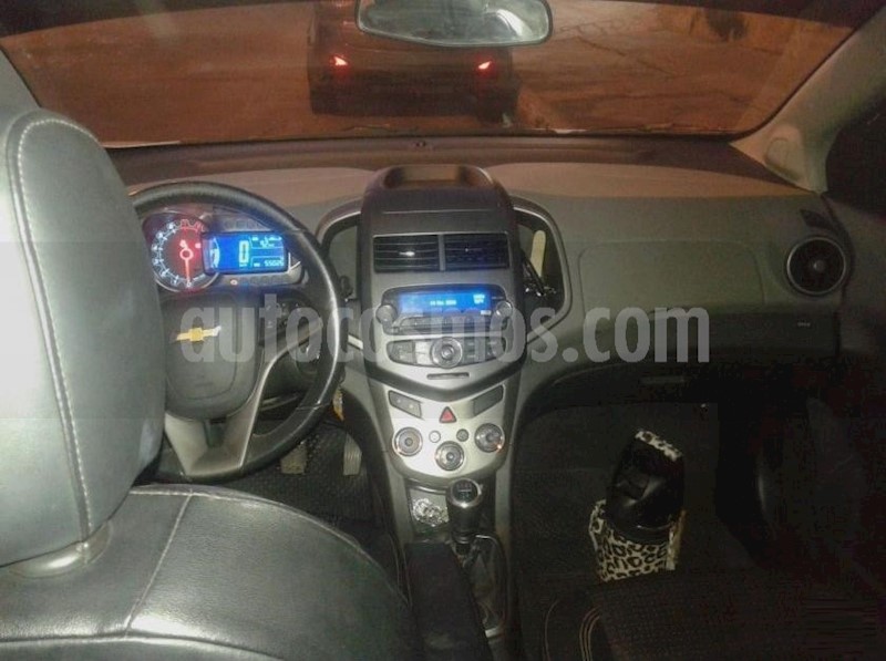 foto Chevrolet Sonic Sedan LTZ usado
