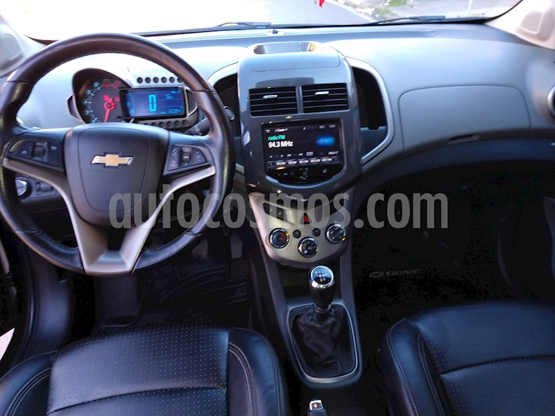 foto Chevrolet Sonic Sedan LTZ usado