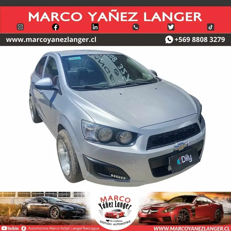 foto Chevrolet Sonic 1.6 usado (2014) color Plata precio $5.990.000