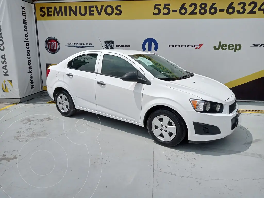 foto Chevrolet Sonic LS usado (2015) color Blanco precio $179,000