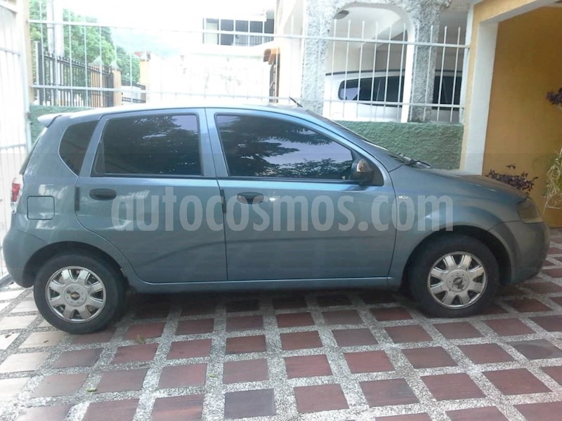 foto Chevrolet Spark 1.0 L usado
