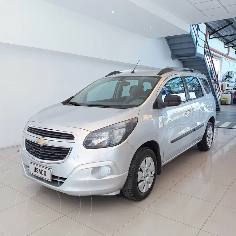 foto Chevrolet Spin LT 1.8 5 Pas usado (2017) color Plata precio $13.300.000