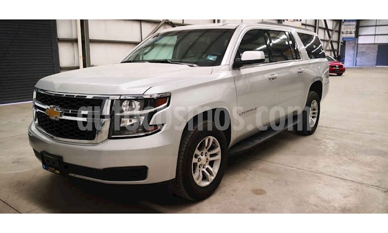 foto Chevrolet Suburban LS Tela usado