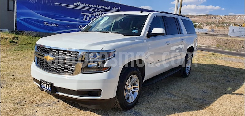 foto Chevrolet Suburban LS Tela usado