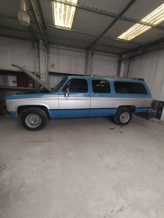 Chevrolet Suburban LS Tela usado (1982) color Azul precio $65,000