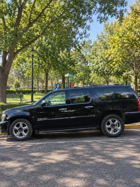 Chevrolet suburban paq d 4x4 (2011)