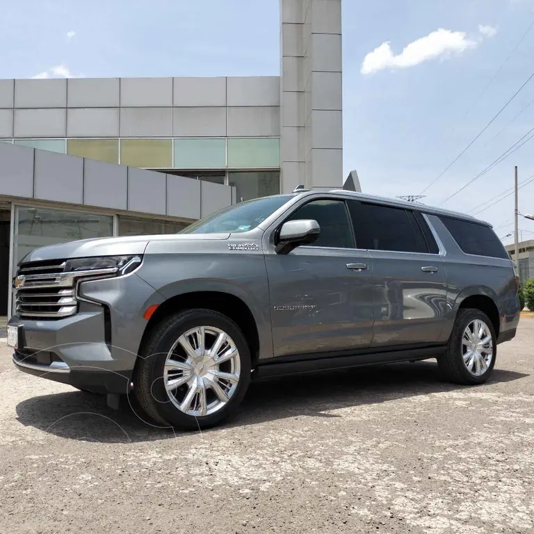 foto Chevrolet Suburban High Country financiado en mensualidades enganche $318,080 mensualidades desde $34,702
