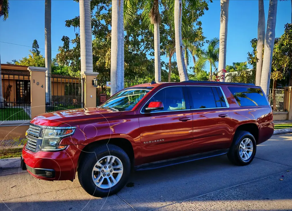 Chevrolet Suburban LT Piel Banca 2016