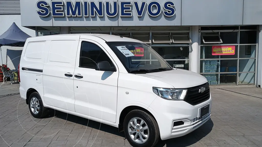foto Chevrolet Tornado Van LS usado (2023) color Blanco precio $270,000