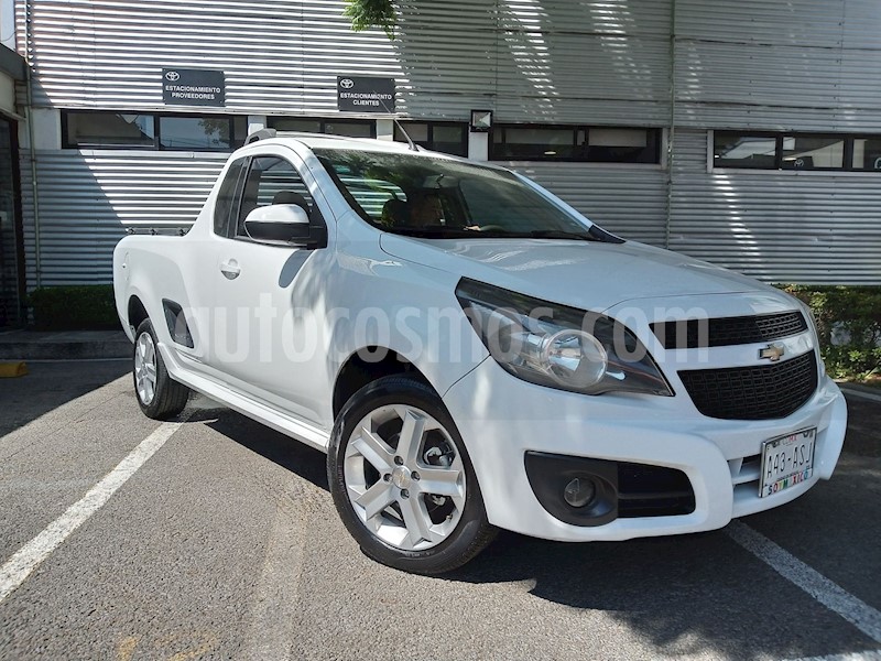foto Chevrolet Tornado LT usado (2018) color Blanco precio $215,000