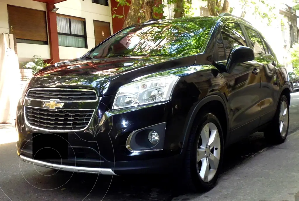 foto Chevrolet Tracker LTZ + 4x4 Aut usado (2015) color Negro precio $9.500.000