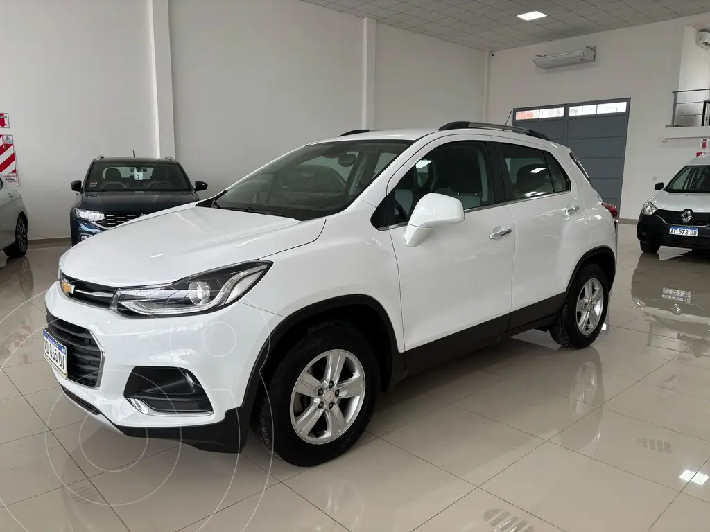 foto Chevrolet Tracker Premier + 4x4 Aut usado (2019) color Blanco precio $20.900.000