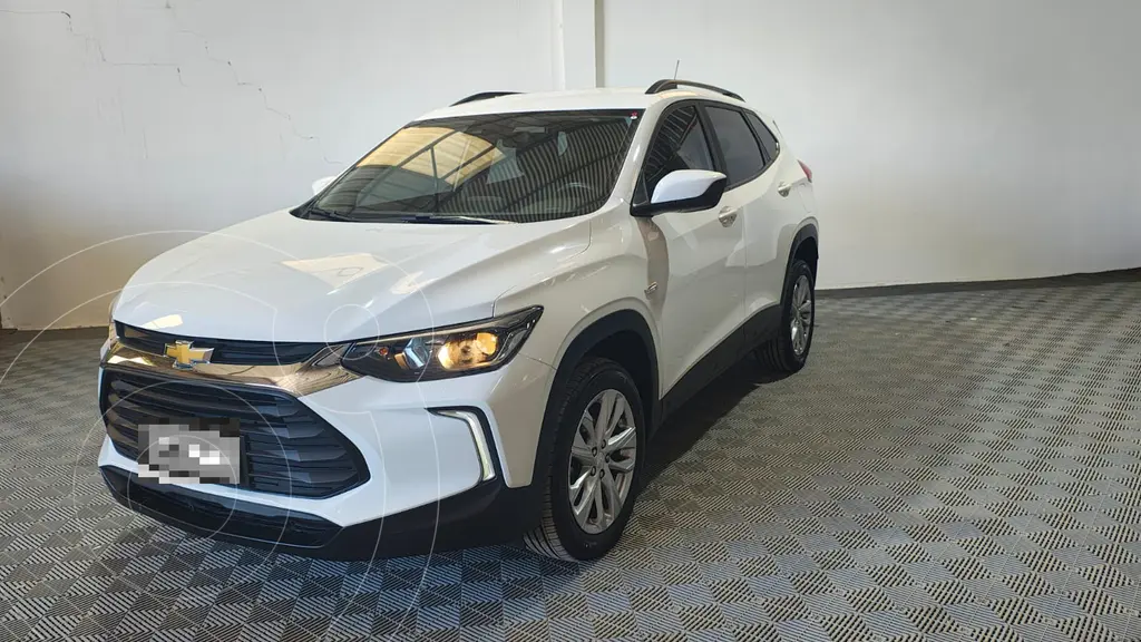 foto Chevrolet Tracker 1.2 Turbo Aut LTZ usado (2023) color Blanco Summit precio $31.360.000