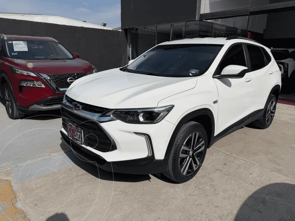 foto Chevrolet Tracker LS usado (2024) color CH AV BLANCO precio $310,000