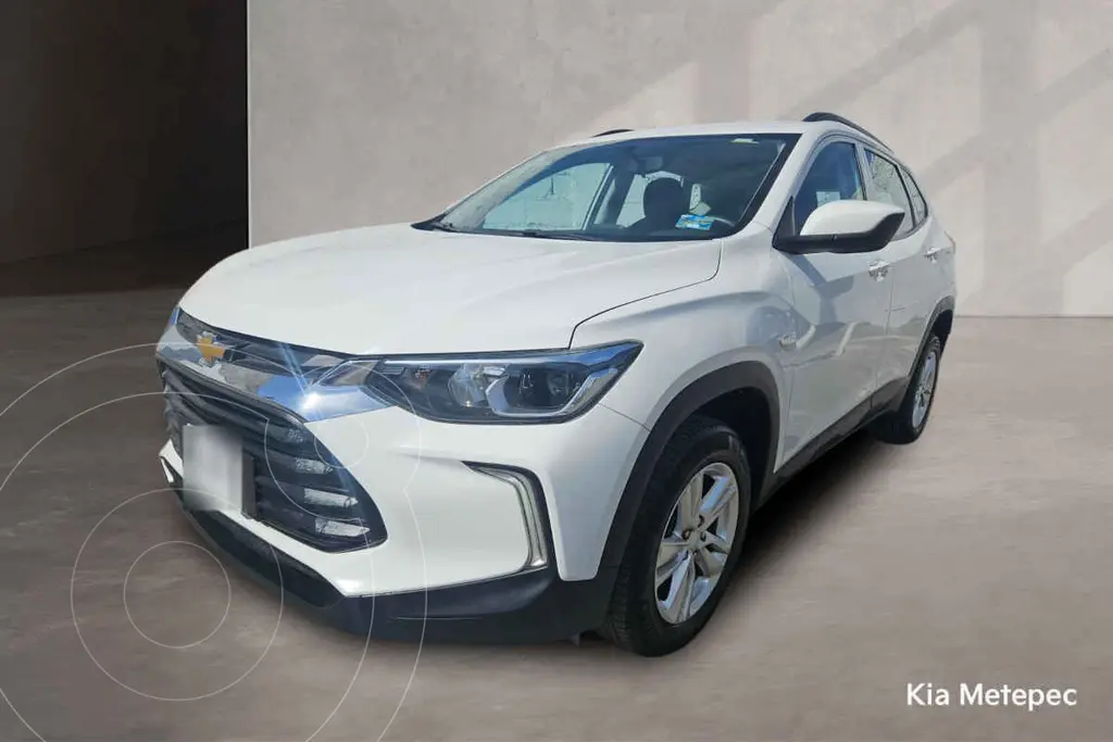 foto Chevrolet Tracker LS Aut usado (2023) color Blanco precio $339,000