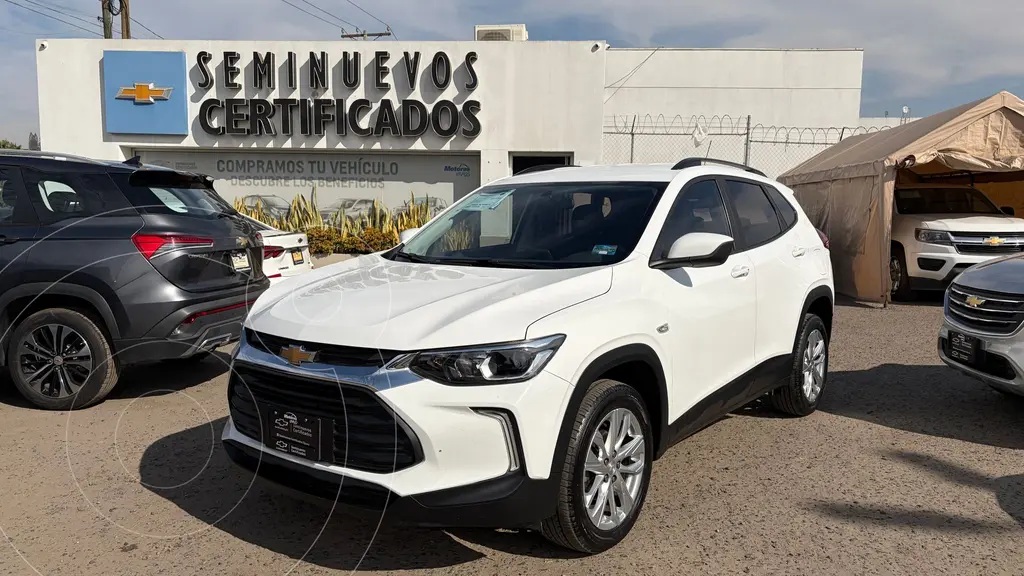 foto Chevrolet Tracker LT Aut usado (2023) color Blanco precio $313,500