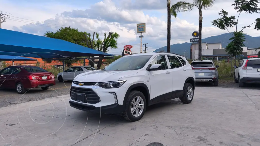 foto Chevrolet Tracker LS Aut financiado en mensualidades enganche $37,606 mensualidades desde $6,996