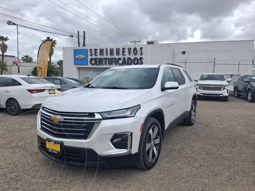 foto Chevrolet Traverse LT 7 Pasajeros usado (2022) color Blanco precio $535,000