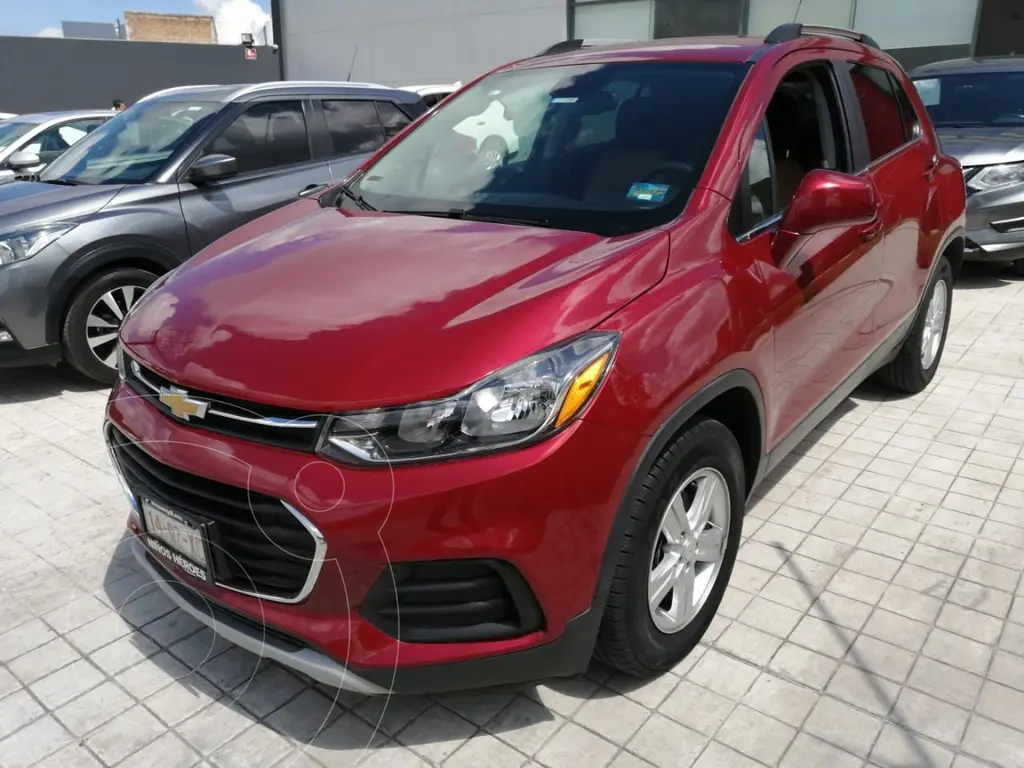 Chevrolet Trax LT Aut usado (2020) color Rojo precio 389,000