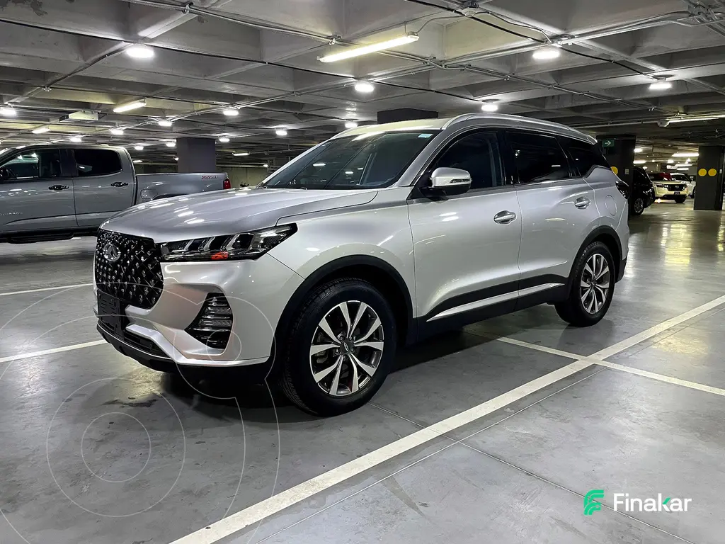 foto Chirey Tiggo 7 Pro Luxury usado (2023) color plateado precio $360,000