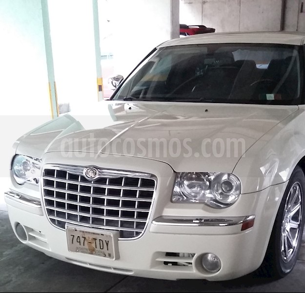 foto Chrysler 300 C 5.7L HEMI usado