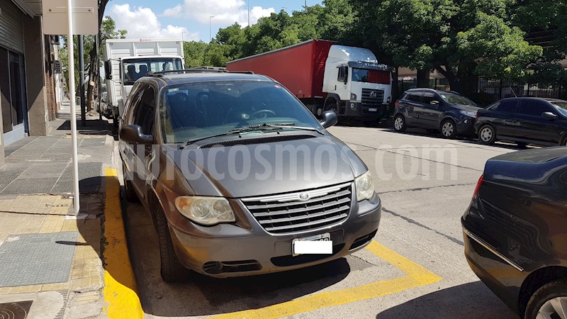 foto Chrysler Caravan 2.4 SE usado