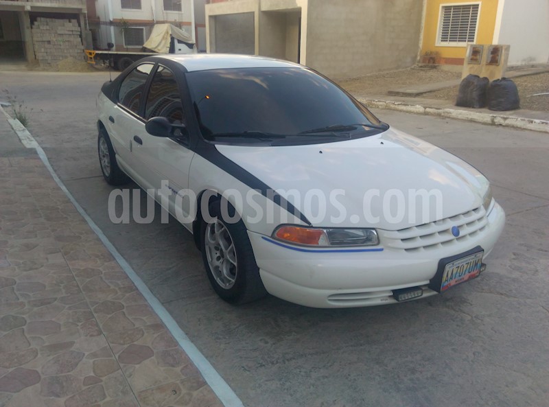 foto Chrysler Stratus LX V6 2.5i 24V usado