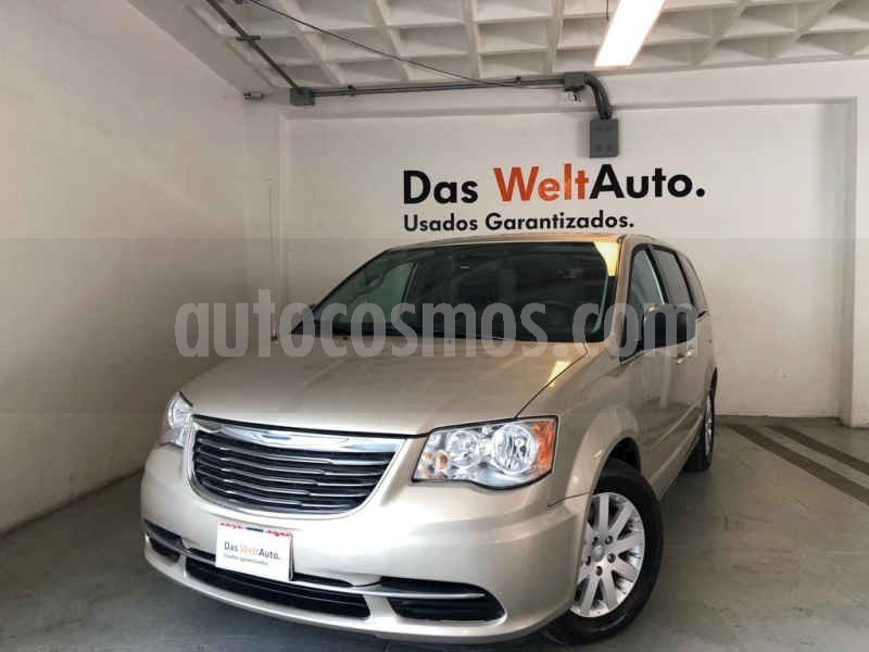 foto Chrysler Town and Country Li 3.6L usado