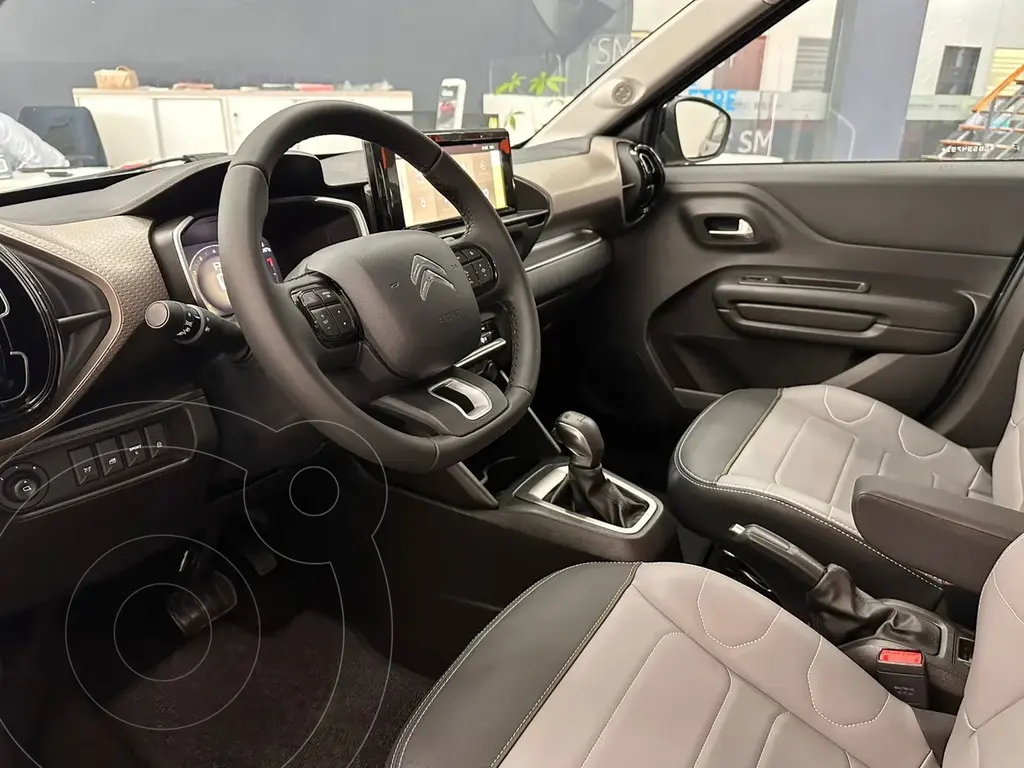 foto Citroën Basalt Shine nuevo color Gris precio $31.170.000